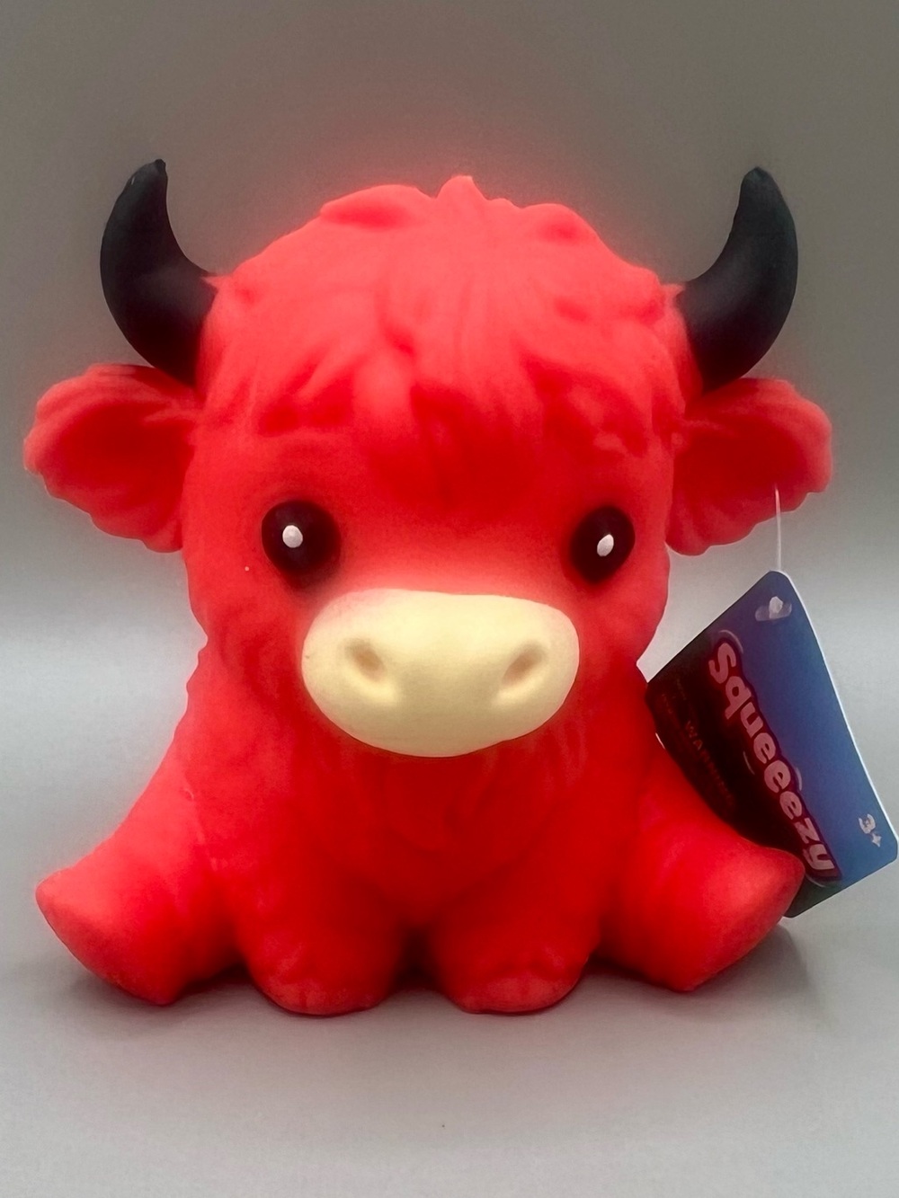 Toymendous Squeeezy Highland Cow RED Bull Squishy Toy Soft Sensory Squish NEW ❤️